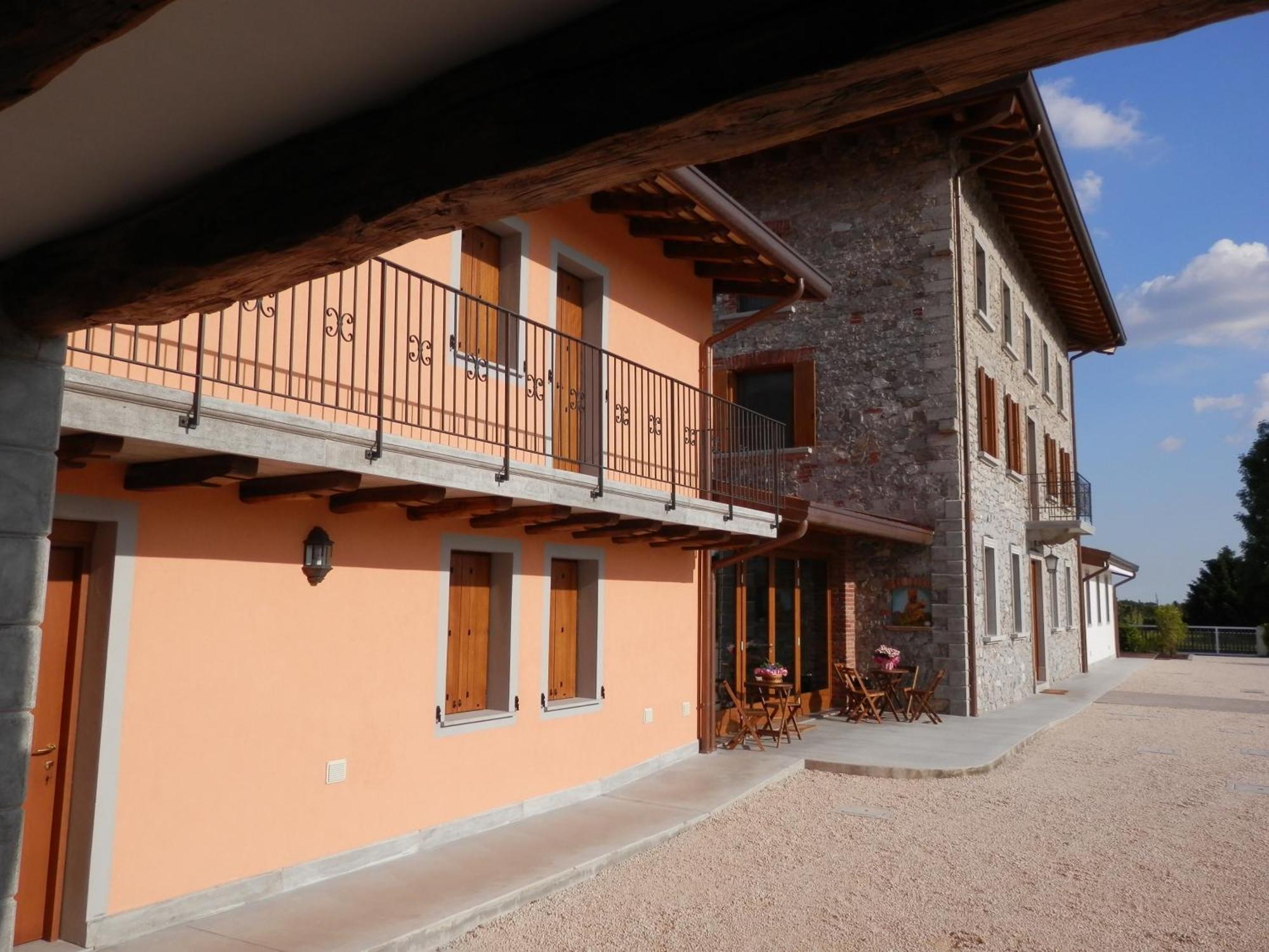 Agriturismo Cjargnei Povoletto Buitenkant foto
